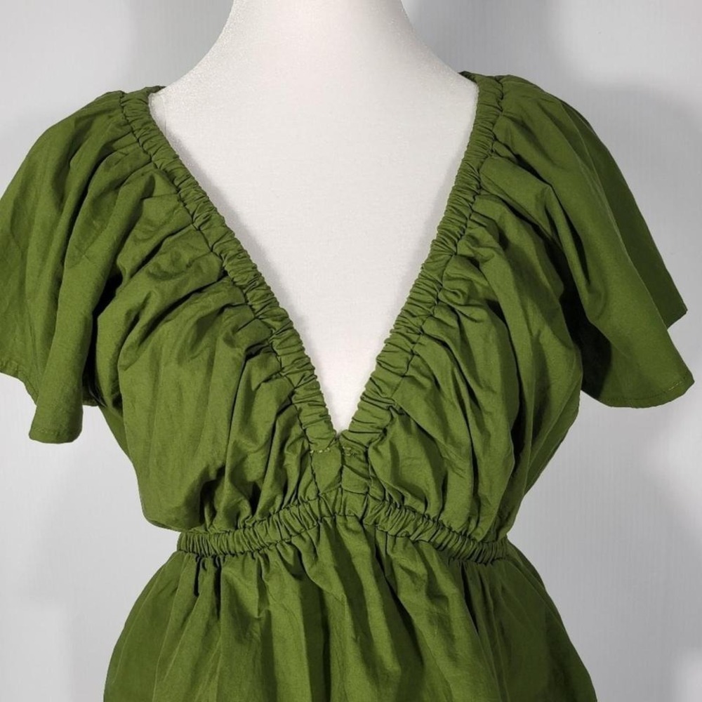 Universal Thread Women's Flutter Short Sleeve Blouse InGreen Ruffled Women's Top - Picture 2 of 8